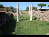 04905 ostia - regio i - insula xvii - terme del mitra (i,xvii,2) - blick ri norden - raum b - raum d - raum e - raum f - apsis raum g.jpg